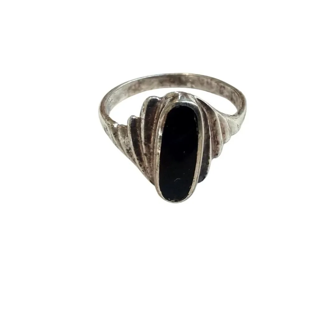 Vintage 925 Sterling Silver Black Onyx Ring